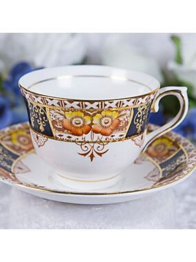 Vintage Imari Style Colclough English Bone China Tea Cup and Saucer 1930…